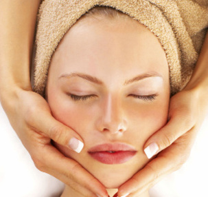 Facial Spa, Facial, Dermaplaning, Acne Treatment, Relax, Pamper